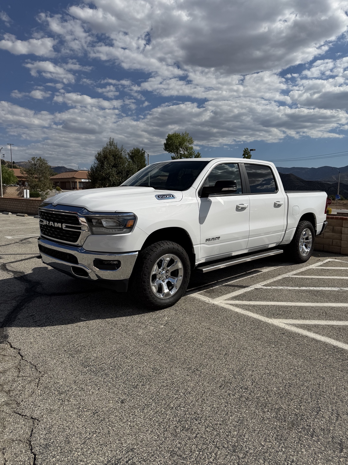 Used 2022 RAM 1500 Big Horn AWD/4WD image 4