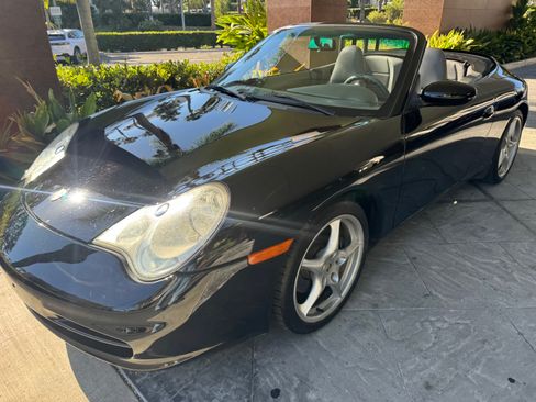 Used 2004 Porsche 911 Cabriolet image 11