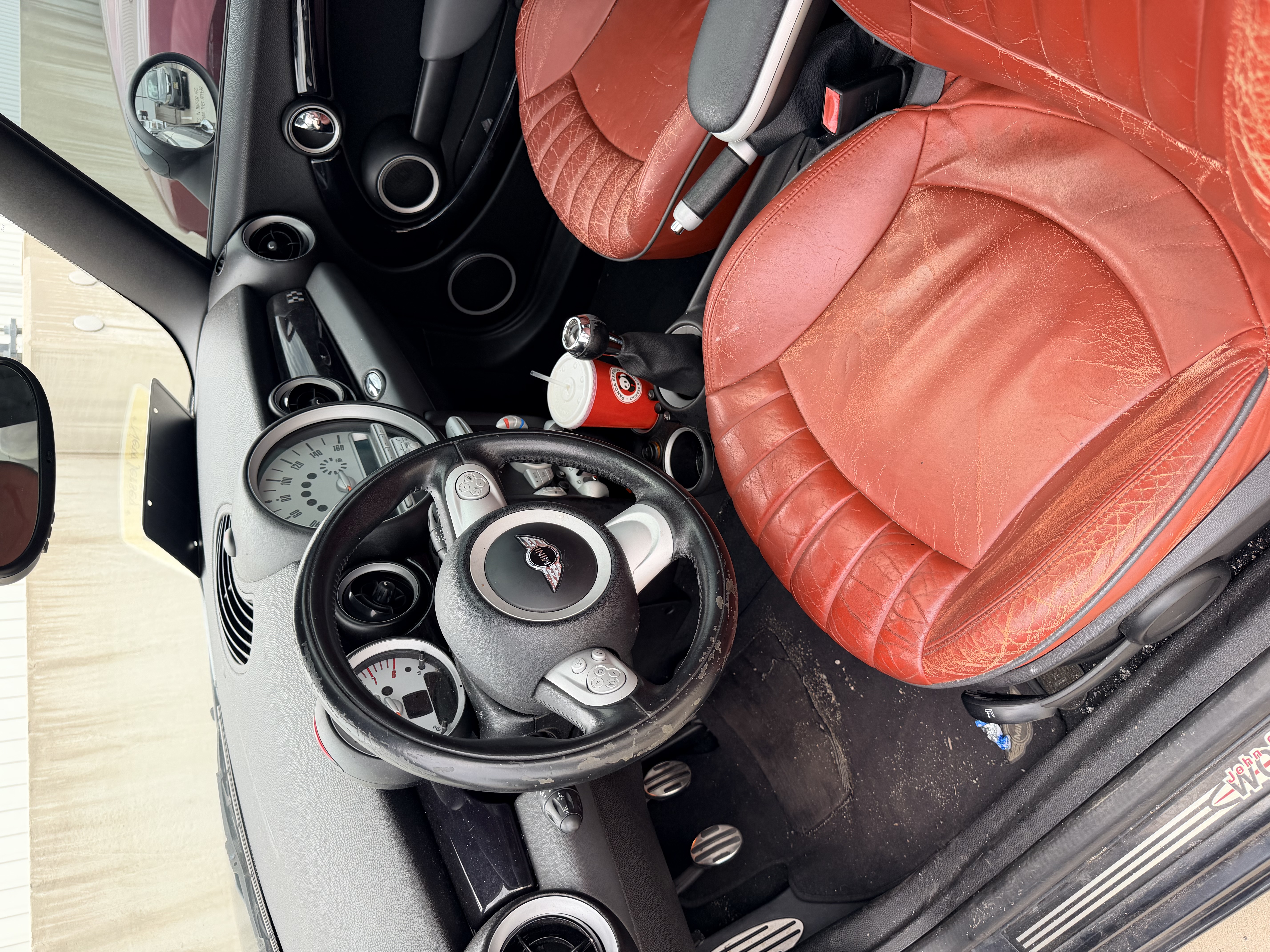 Used 2009 MINI Cooper John Cooper Works FWD image 4