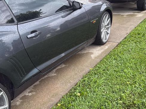 Used 2011 Chevrolet Camaro LT RWD image 1