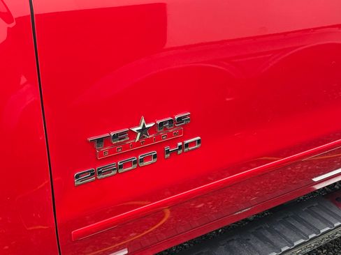 Used 2018 Chevrolet Silverado 2500 LT image 21