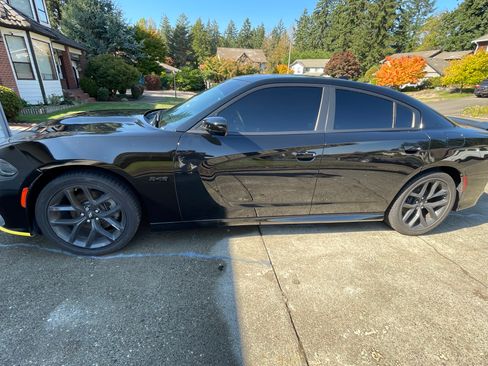 Used 2023 Dodge Charger R/T w/ Plus Group image 1