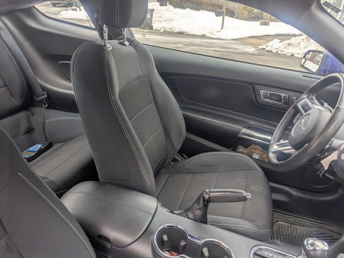 Used 2016 Ford Mustang Coupe w/ Equipment Group 051A image 8