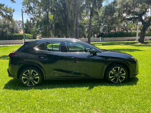 Used 2025 Lexus UX 300h FWD w/ Accessory Package (Z1) image 6
