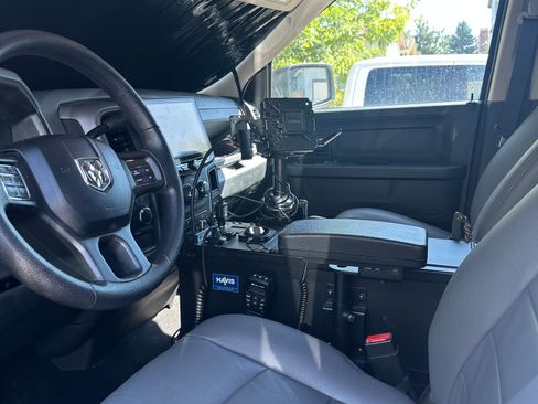 Used 2015 RAM 2500 Tradesman w/ Chrome Appearance Group AWD/4WD image 26