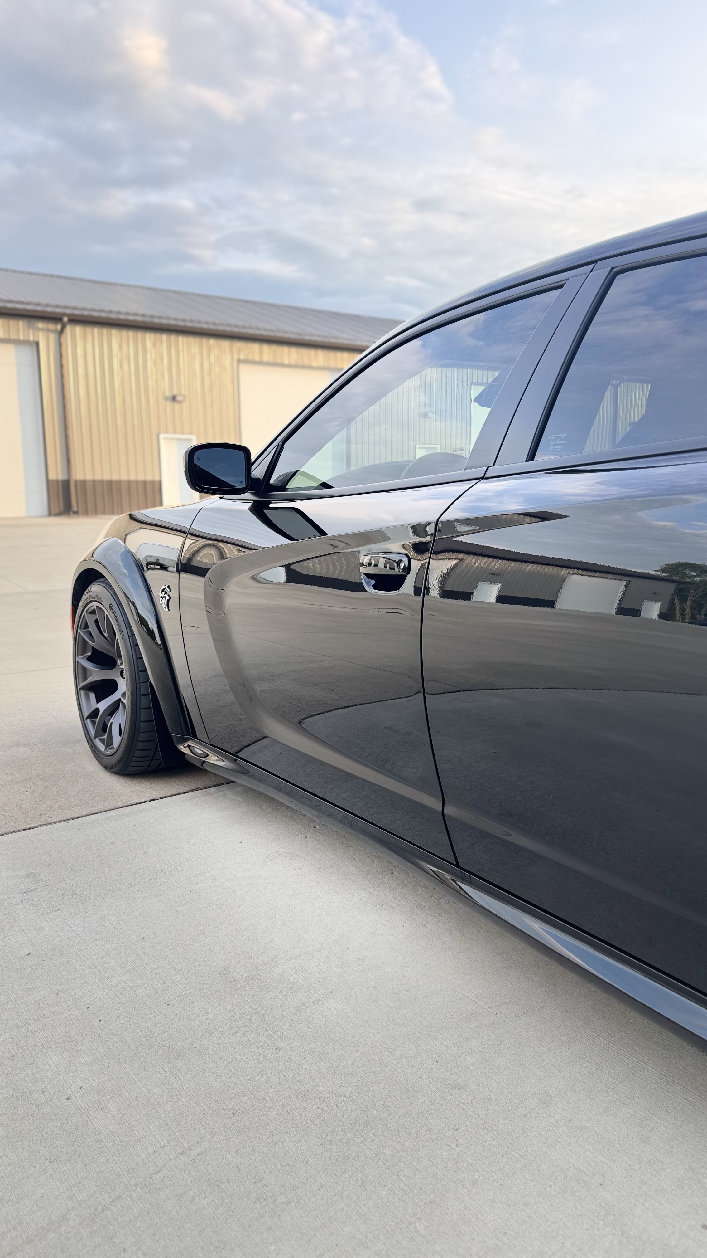 Used 2022 Dodge Charger SRT Hellcat RWD image 6