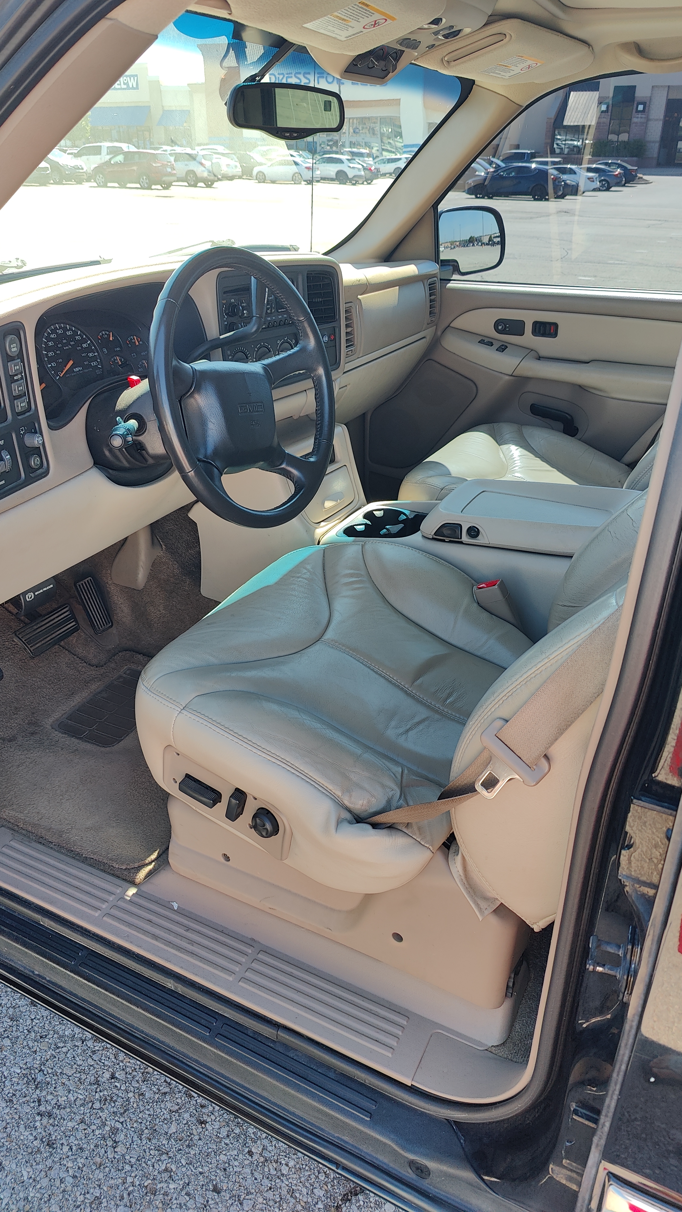 Used 2002 GMC Yukon SLT AWD/4WD image 5