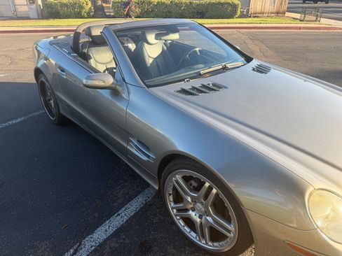 Used 2004 Mercedes-Benz SL 500 image 11