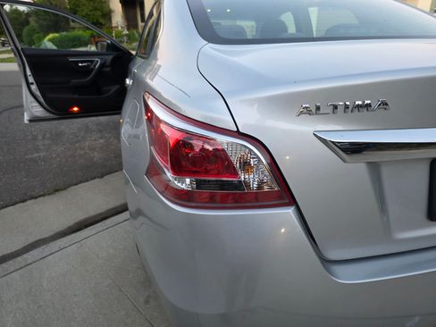 Used 2013 Nissan Altima 2.5 S FWD image 14