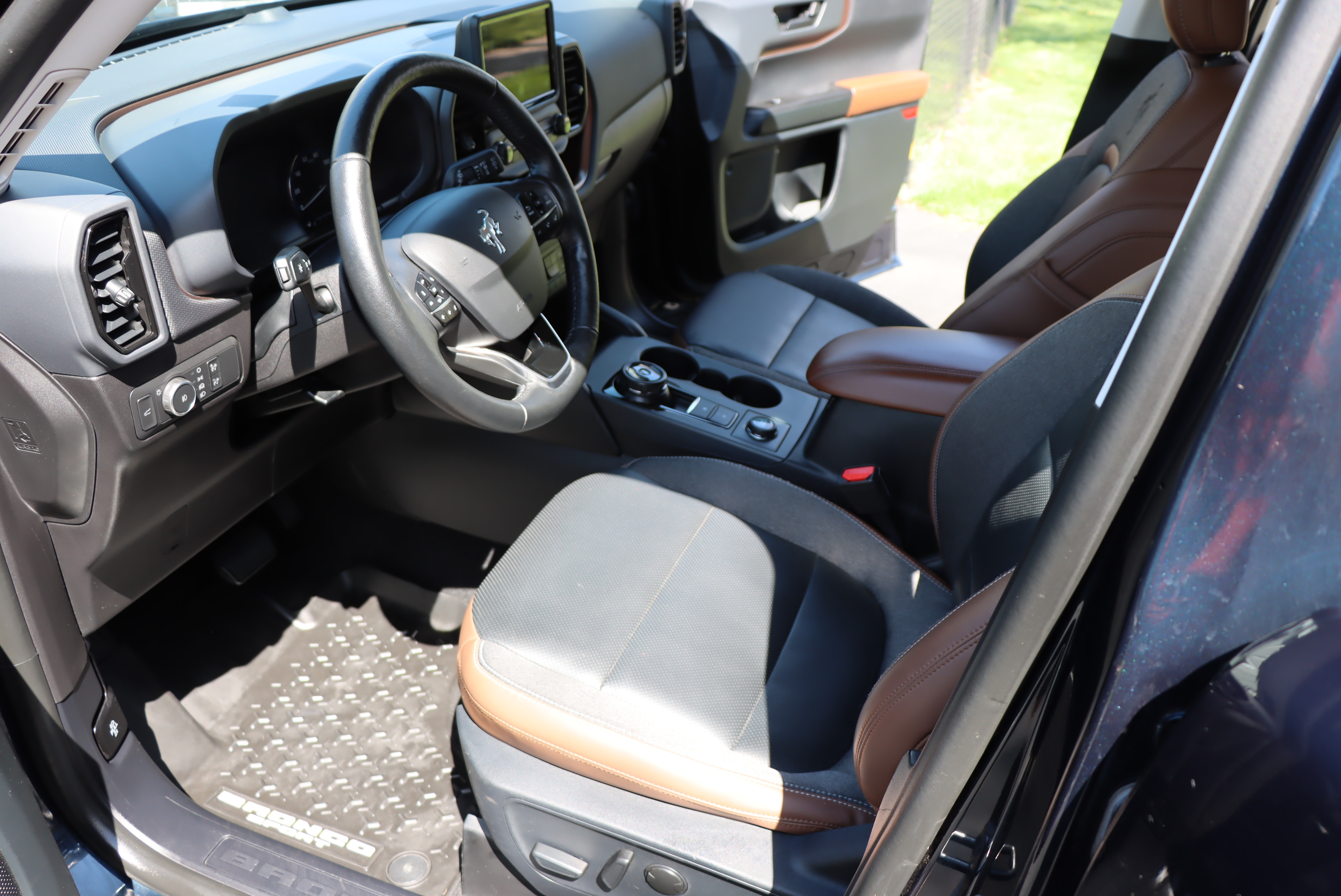 Used 2021 Ford Bronco Sport Outer Banks AWD/4WD image 17