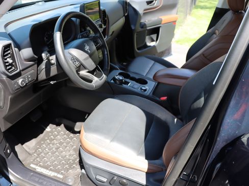 Used 2021 Ford Bronco Sport Outer Banks AWD/4WD image 17