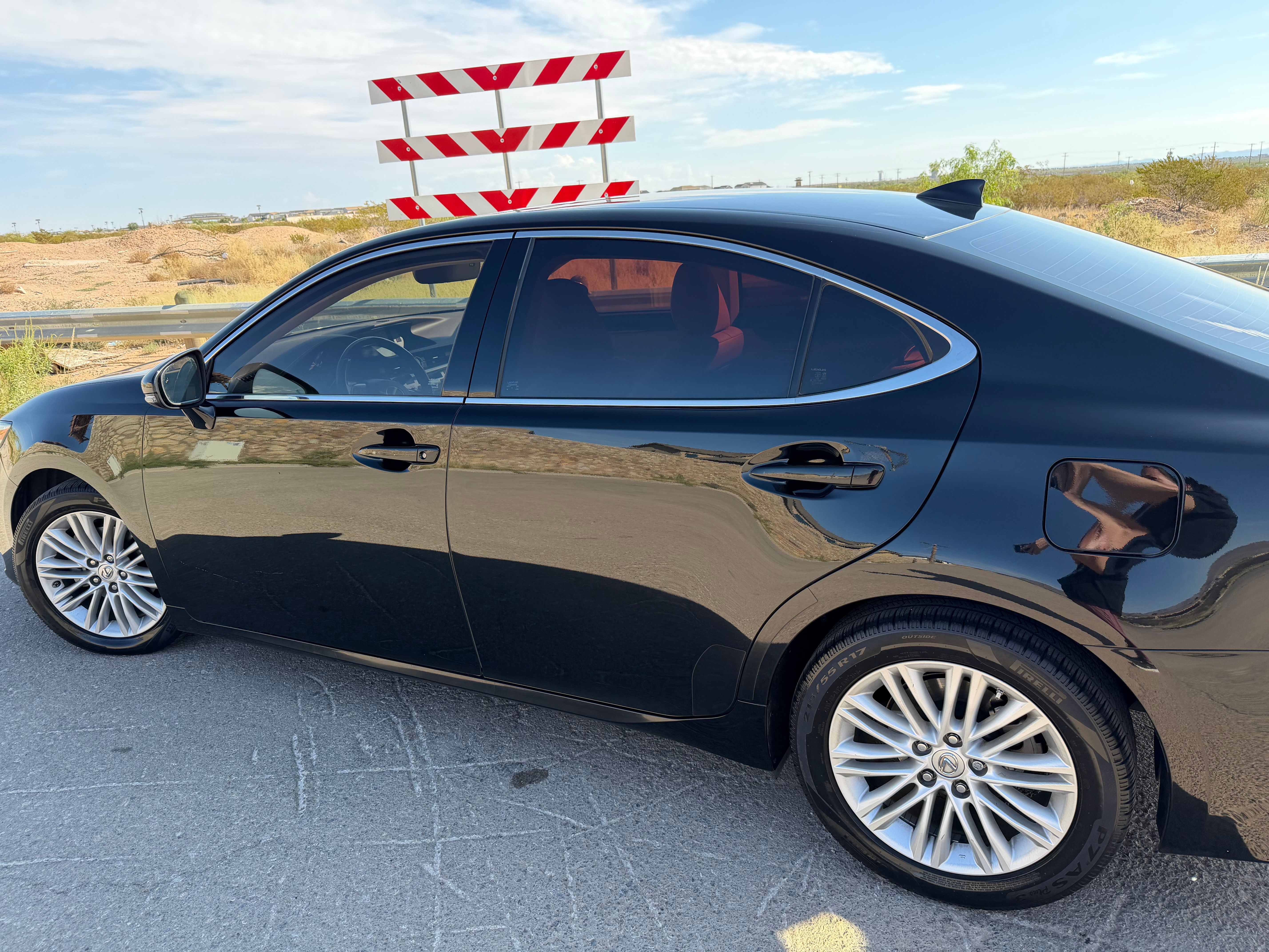 Used 2017 Lexus ES 350 w/ Premium Package FWD image 12