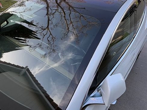 Used 2019 Tesla Model 3 Standard Range Plus image 18