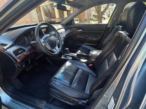 Used 2010 Honda Crosstour EX-L image 4