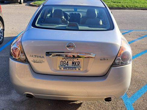 Used 2010 Nissan Altima 2.5 S image 4