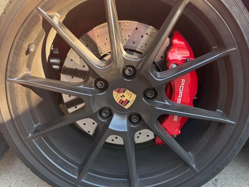 Used 2025 Porsche 718 Cayman GTS image 13