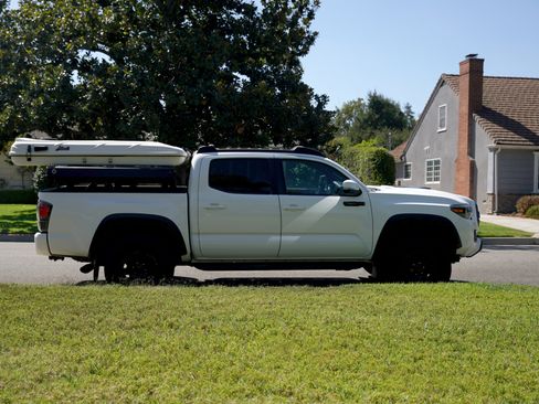 Used 2018 Toyota Tacoma TRD Pro image 8