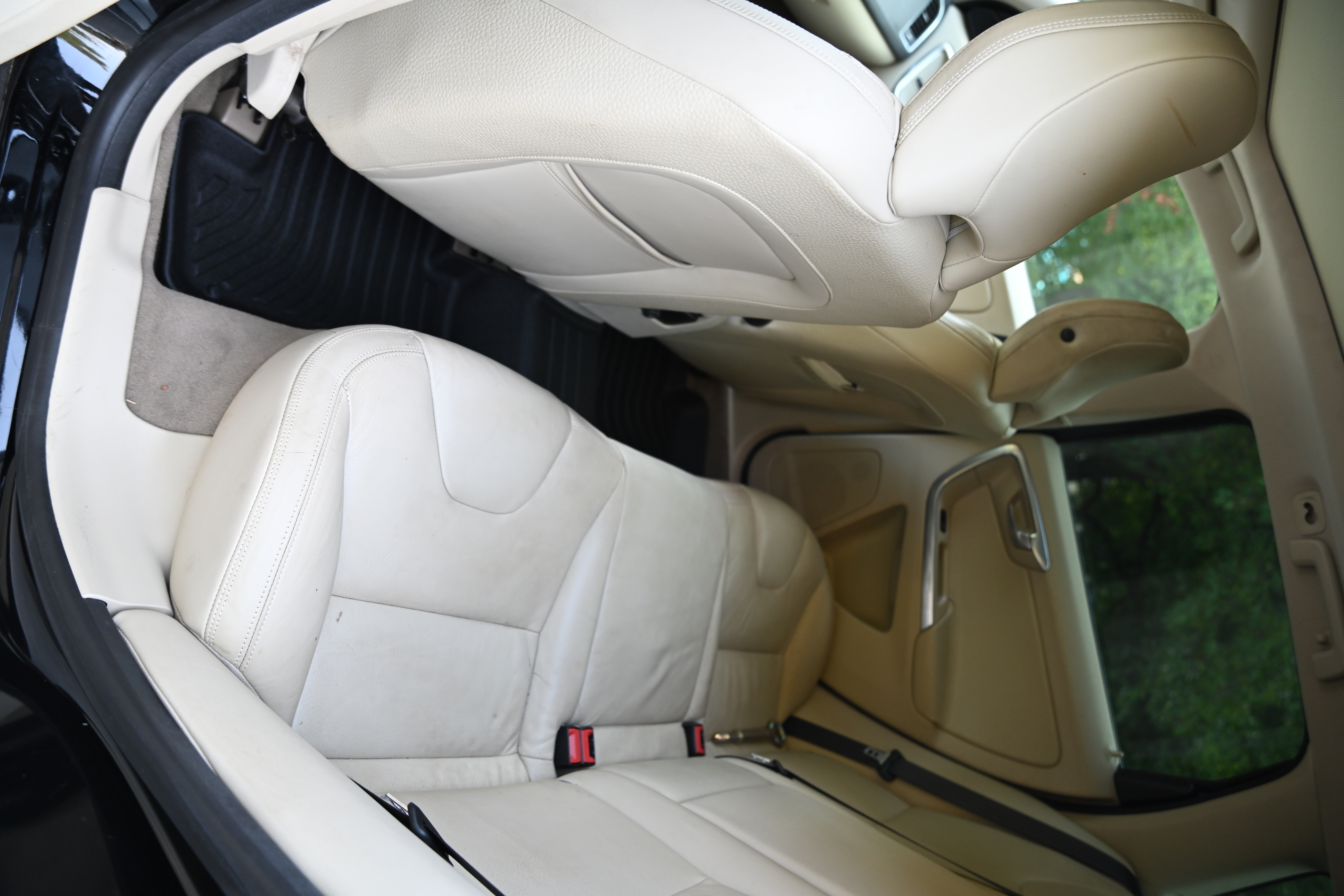 Used 2014 Volvo XC60 T6 AWD/4WD image 14