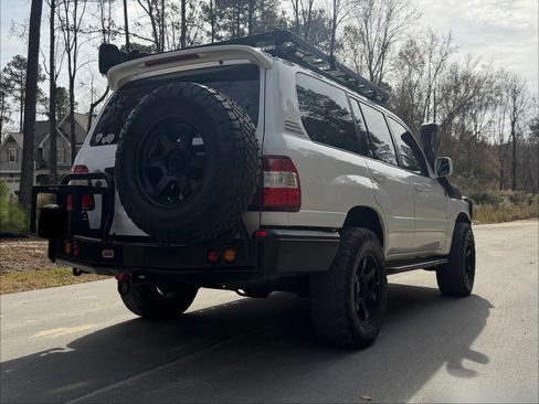 Used 2006 Toyota Land Cruiser image 15