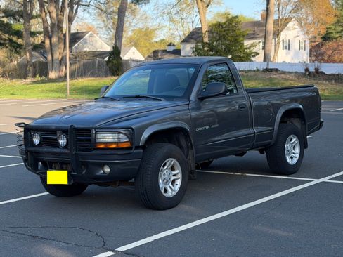 Used 2002 Dodge Dakota Sport AWD/4WD image 1