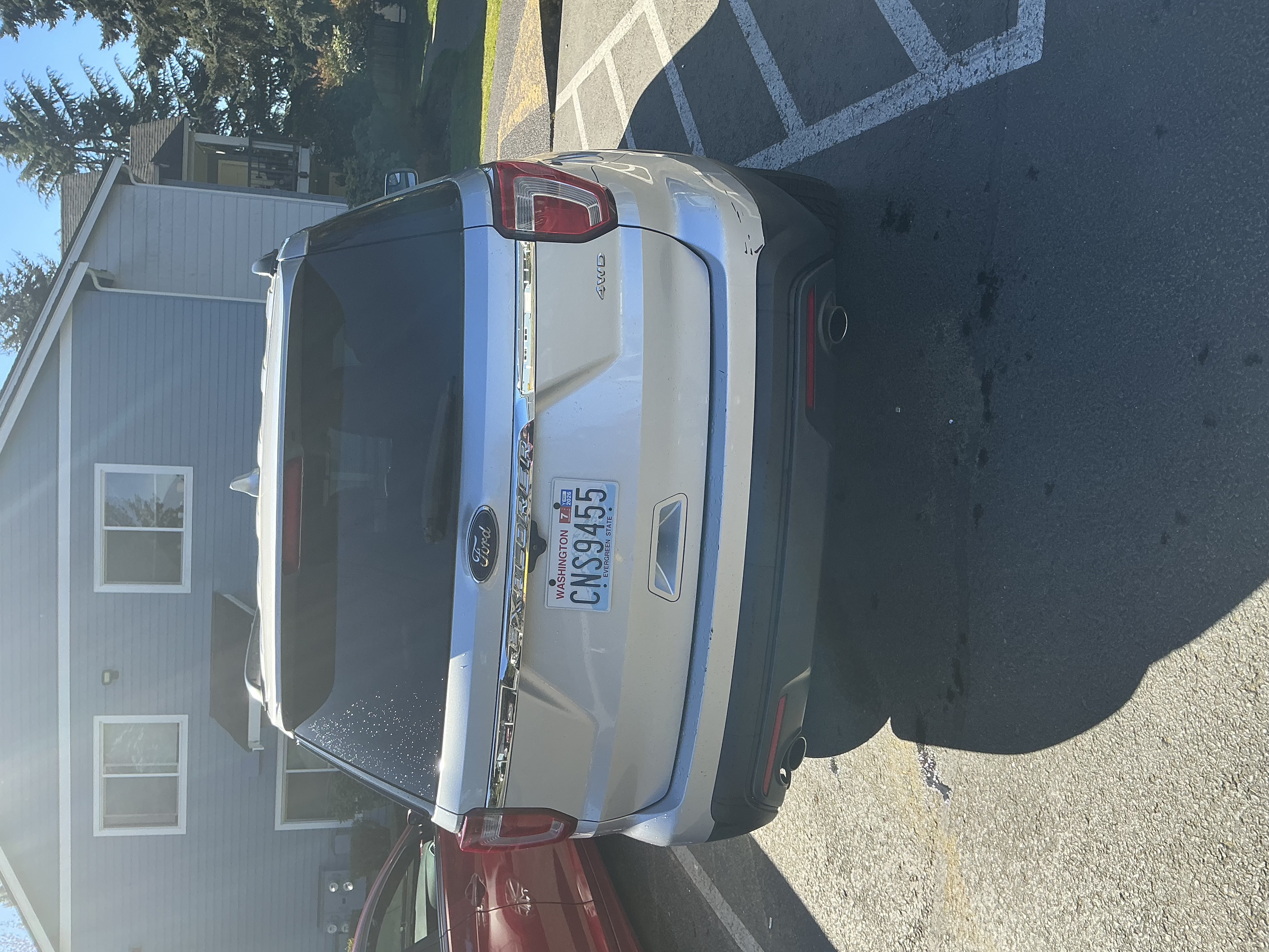 Used 2016 Ford Explorer 4WD image 5