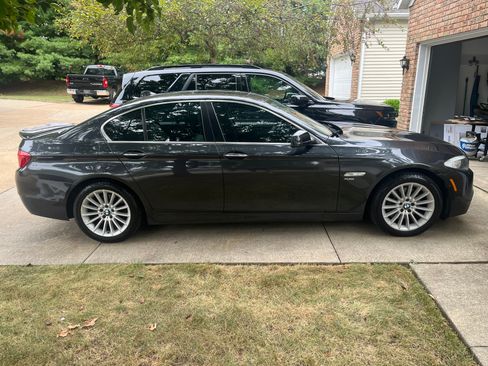 Used 2012 BMW 535i xDrive Sedan image 2