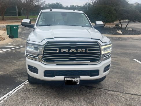 Used 2020 RAM 2500 Laramie image 13