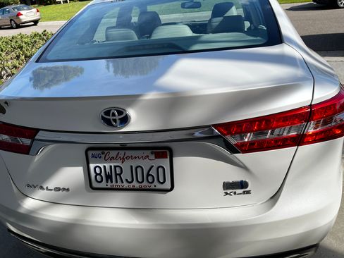 Used 2015 Toyota Avalon XLE Premium image 15