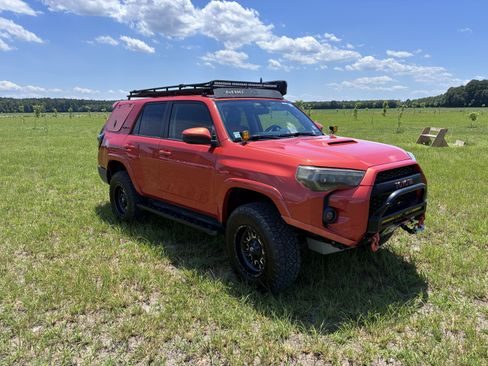 Used 2015 Toyota 4Runner TRD Pro AWD/4WD image 13