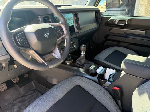 Used 2025 Ford Bronco 2-Door w/ Sasquatch Package image 24