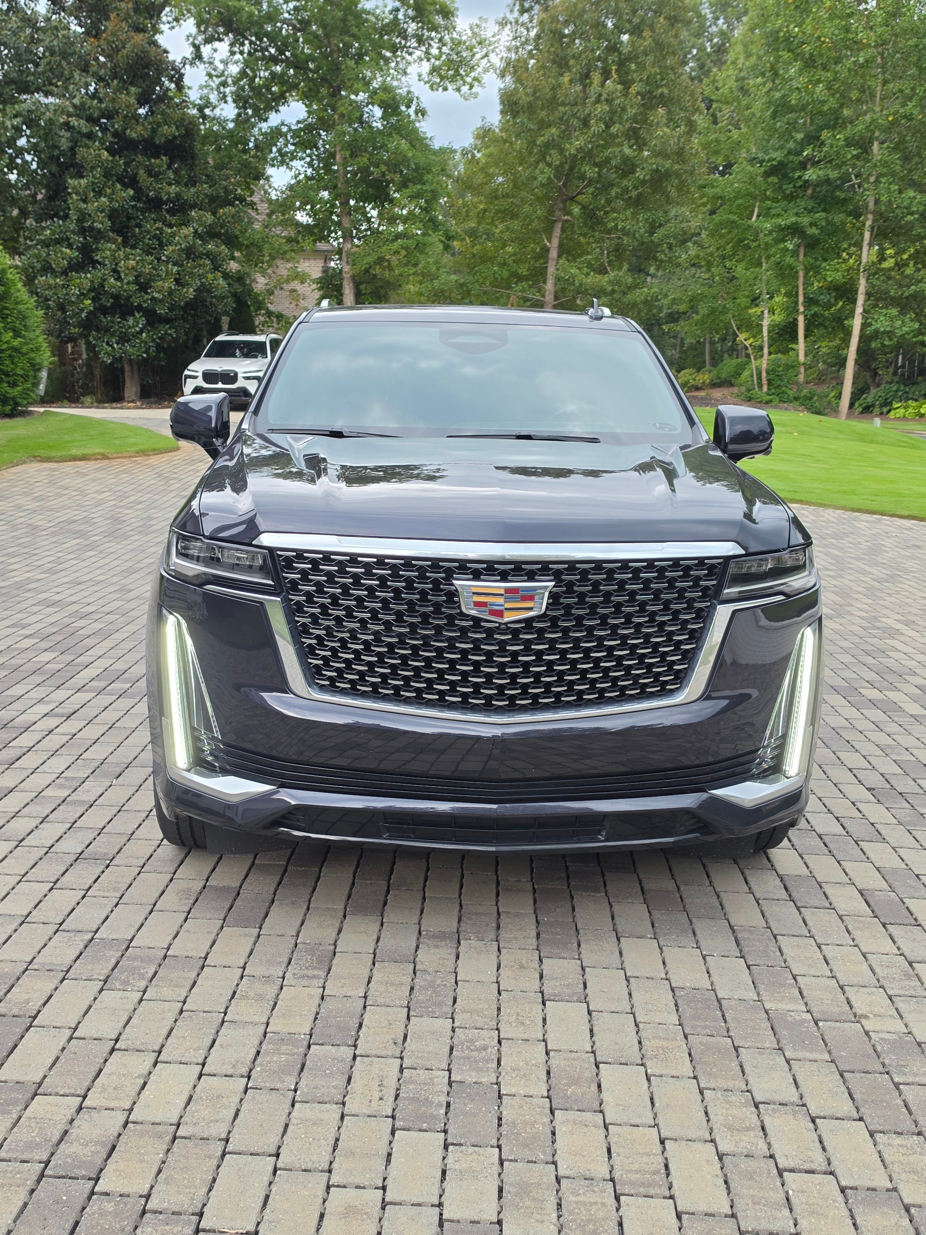Used 2024 Cadillac Escalade ESV Premium Luxury w/ Performance Package AWD/4WD image 21
