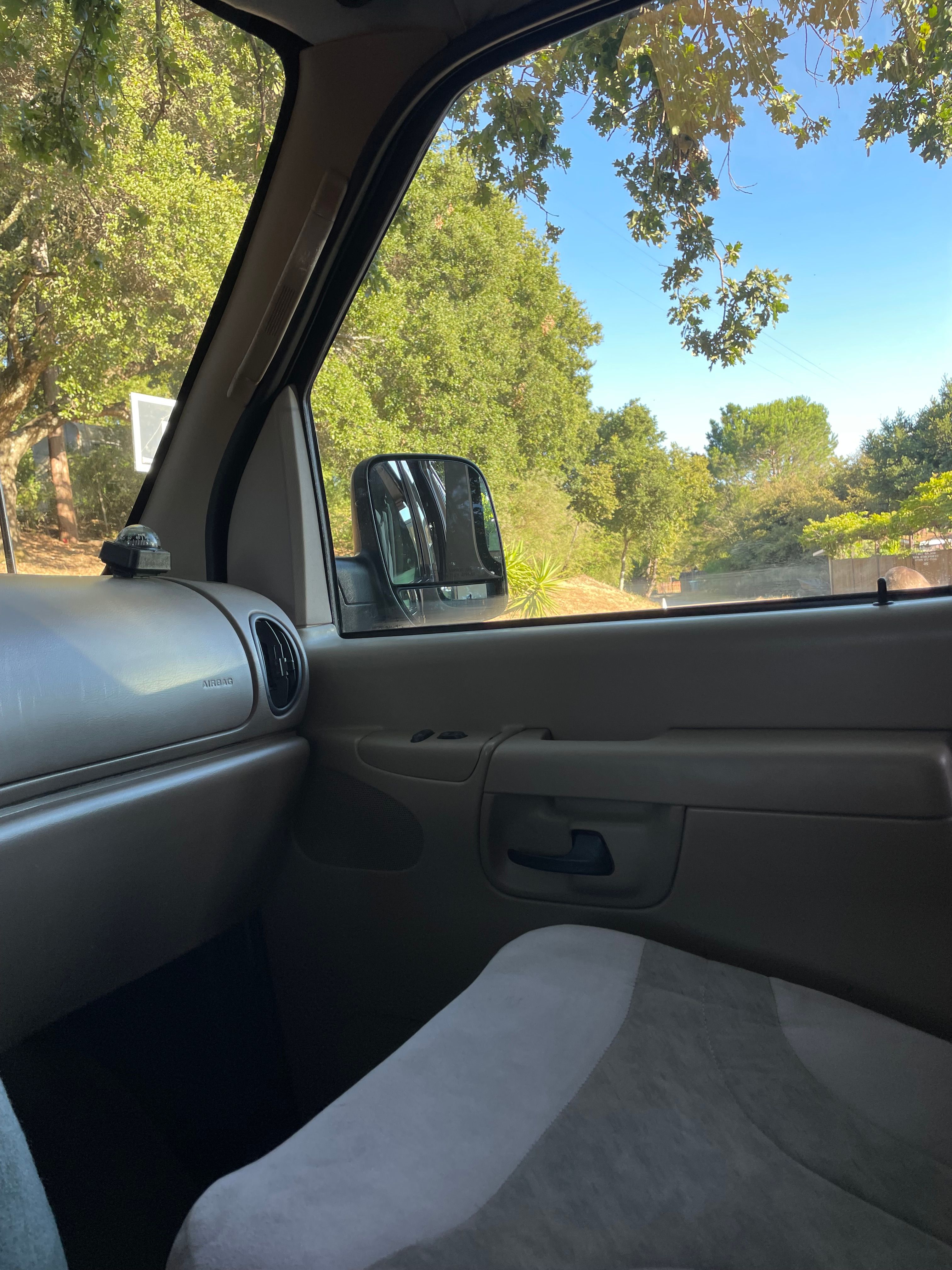 Used 2003 Ford E-150 and Econoline 150 RWD image 14