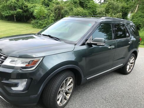 Used 2016 Ford Explorer Limited AWD/4WD image 4