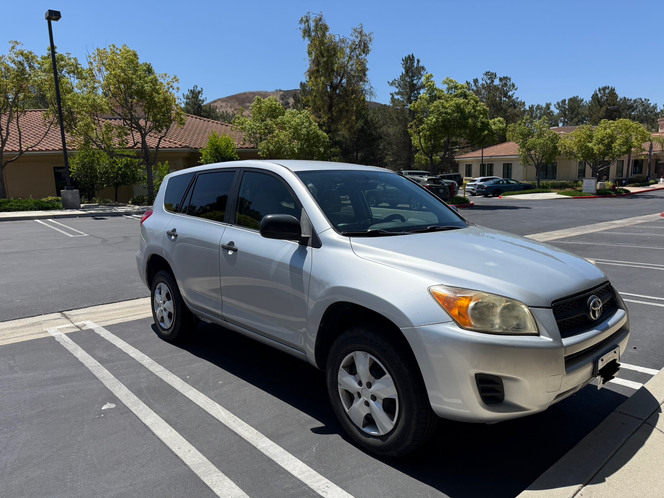 Used 2009 Toyota RAV4 2WD image 2