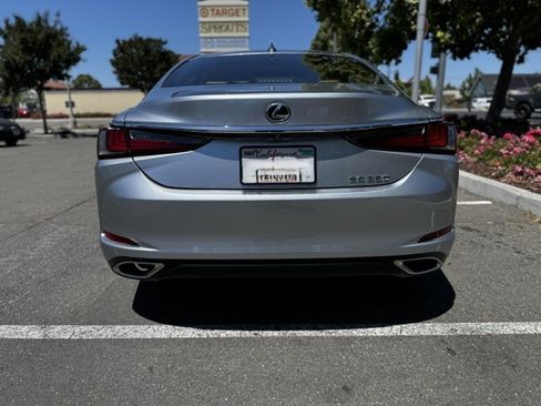 Used 2023 Lexus ES 350 w/ Premium Package FWD image 5