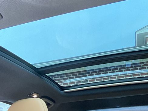 Used 2022 Volvo S90 B6 Inscription image 13