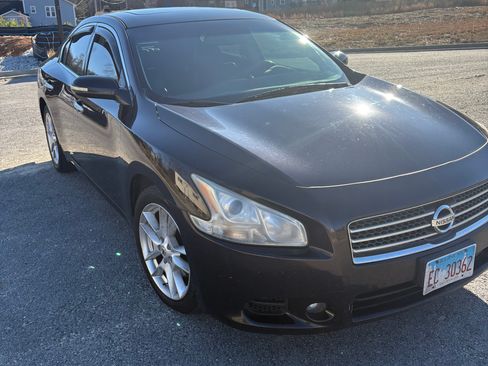 Used 2010 Nissan Maxima 3.5 SV w/ Monitor Pkg image 8