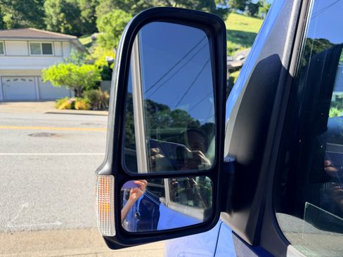Used 2019 Mercedes-Benz Sprinter 144 Cargo image 17