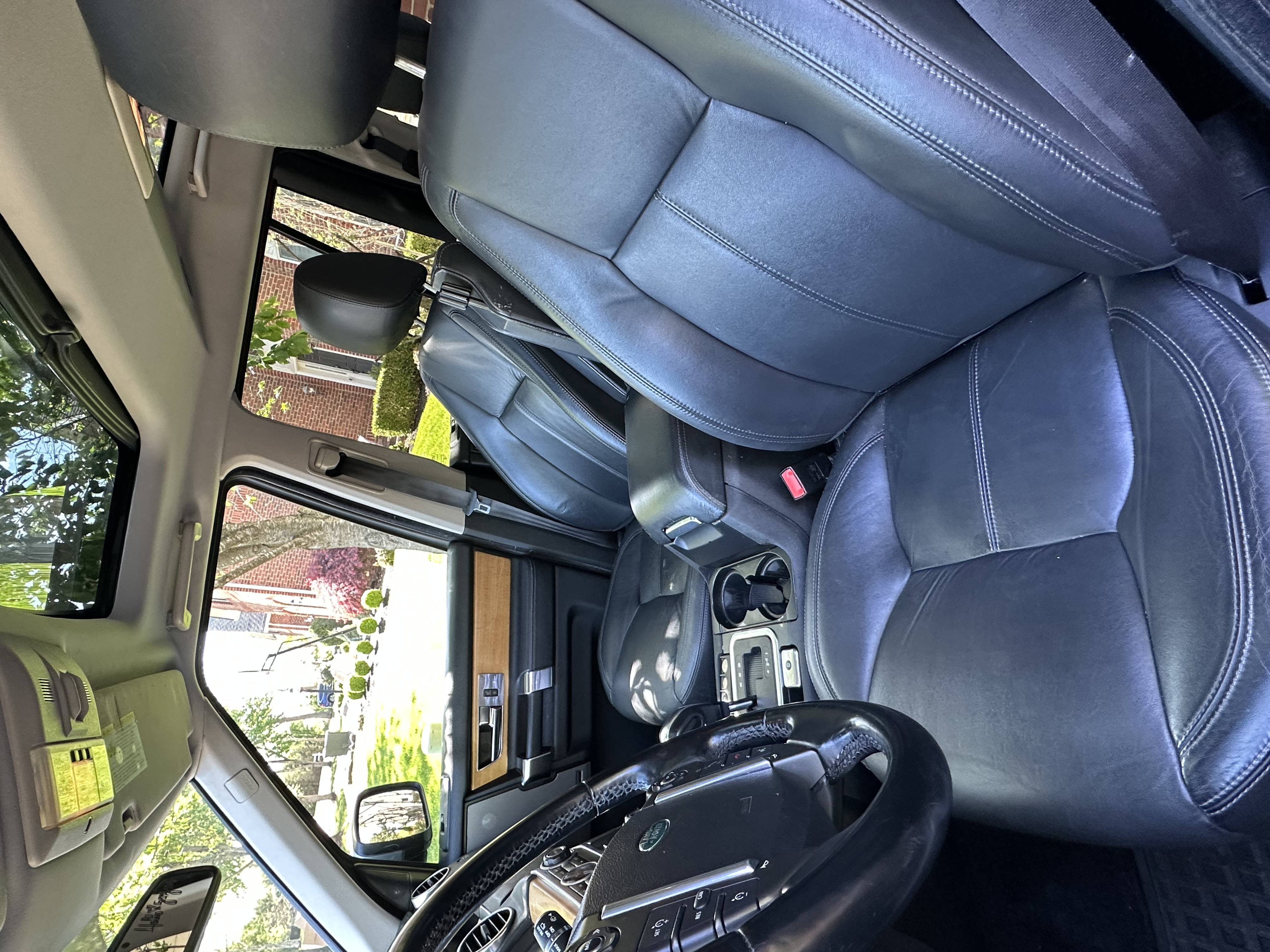 Used 2012 Land Rover LR4 HSE LUX AWD/4WD image 8