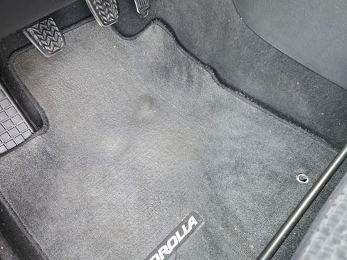 Used 2007 Toyota Corolla S image 17