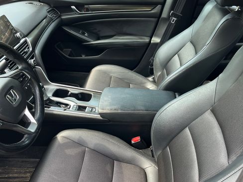 Used 2020 Honda Accord Sport image 9