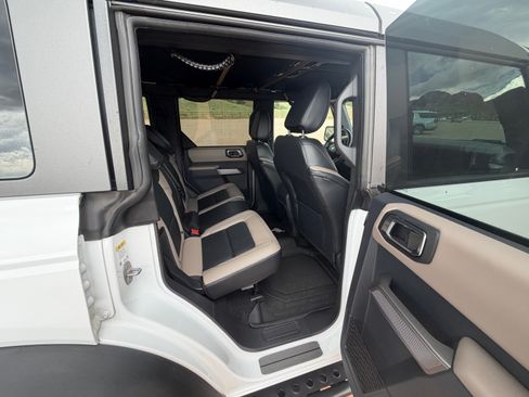 Used 2023 Ford Bronco Wildtrak AWD/4WD image 21