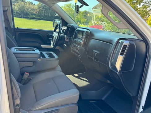 Used 2015 Chevrolet Silverado 1500 LT w/ Trailering Package image 12