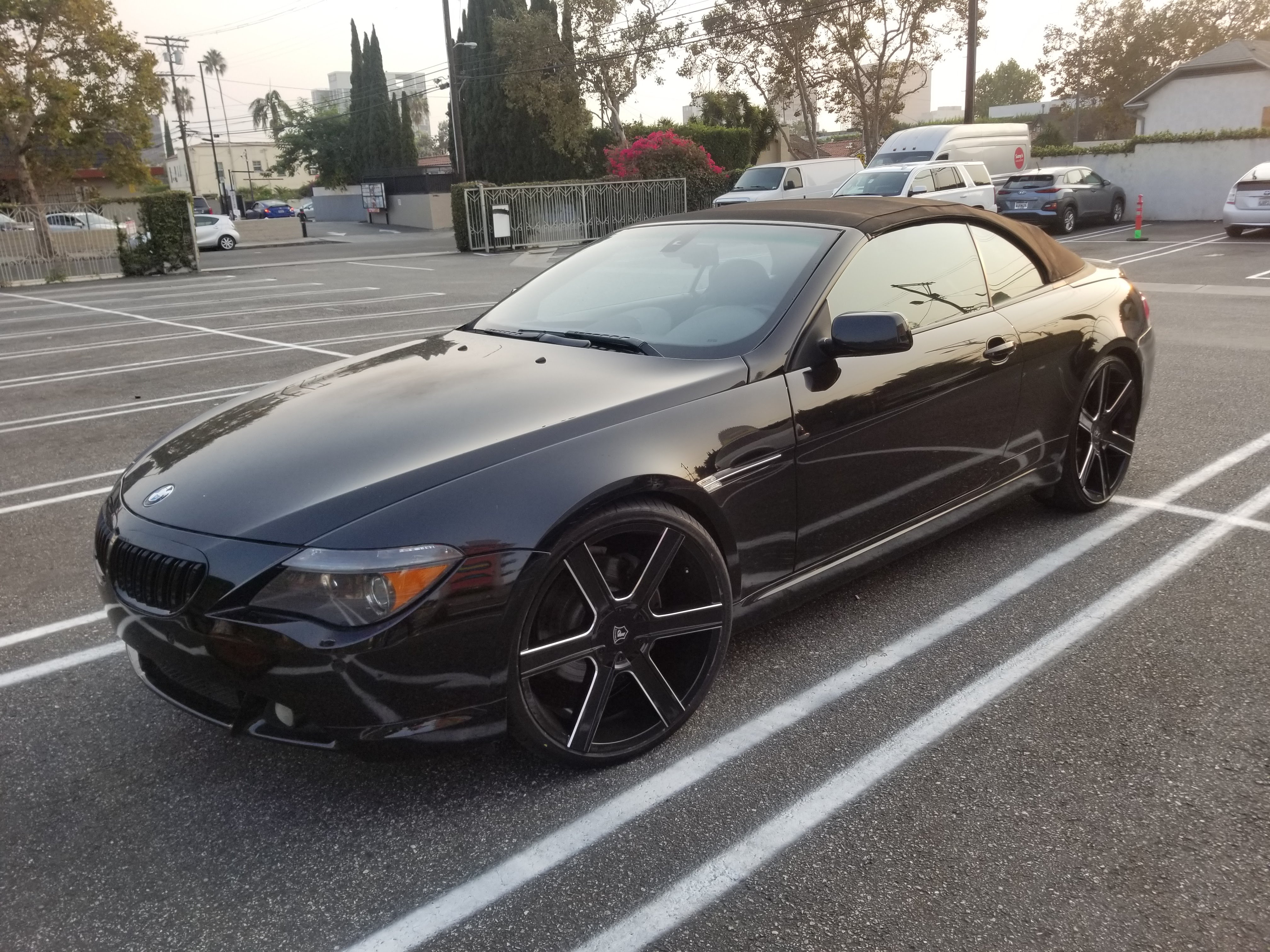 Used 2004 BMW 645Ci Convertible RWD image 6