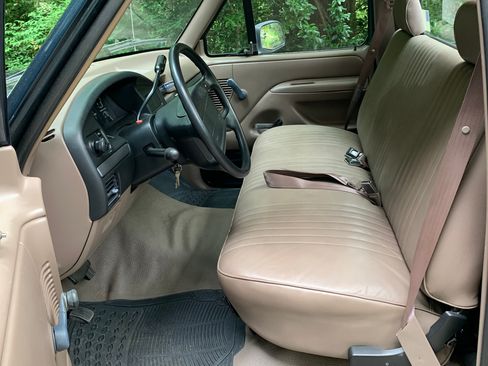 Used 1994 Ford F150 2WD Regular Cab image 14