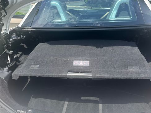 Used 2014 Mercedes-Benz SLK 250 image 6