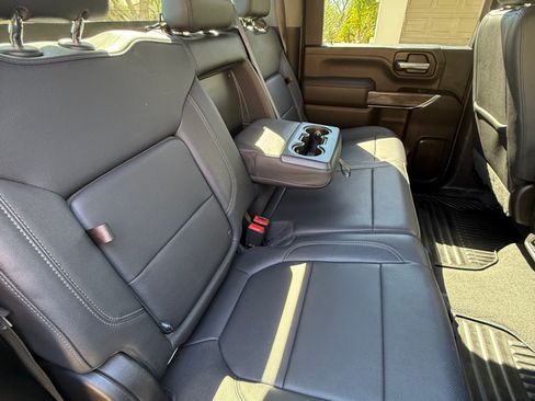 Used 2022 Chevrolet Silverado 3500 LTZ w/ Gooseneck/5TH Wheel Package AWD/4WD image 18