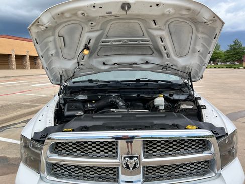 Used 2012 RAM 1500 Laramie RWD image 21