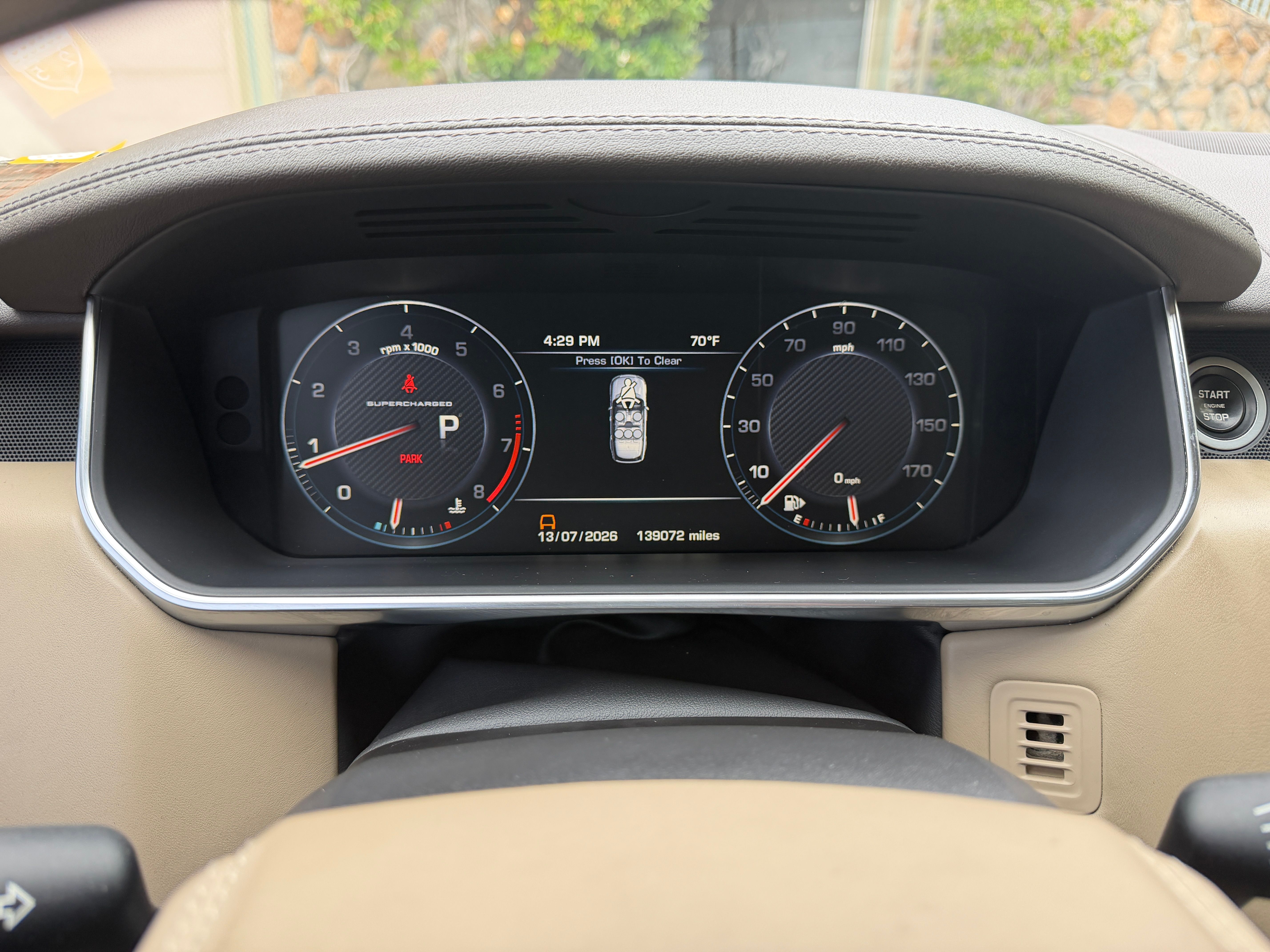 Used 2014 Land Rover Range Rover Supercharged AWD/4WD image 8