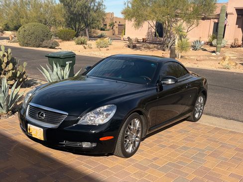 Used 2008 Lexus SC 430 Convertible image 4
